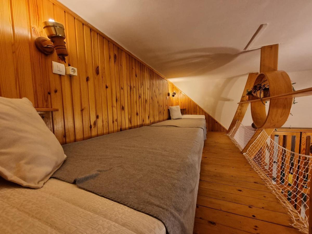 Little Cozy Apartman Miskolc Exterior foto